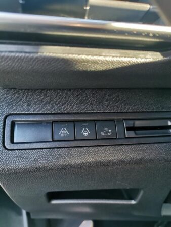 peugeot-3008-1.5-bluehdi-130-ch-gt-eat8-