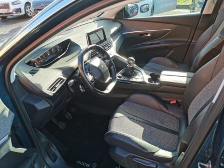 peugeot-5008-1.5-bluehdi-130-ch-allure-business-