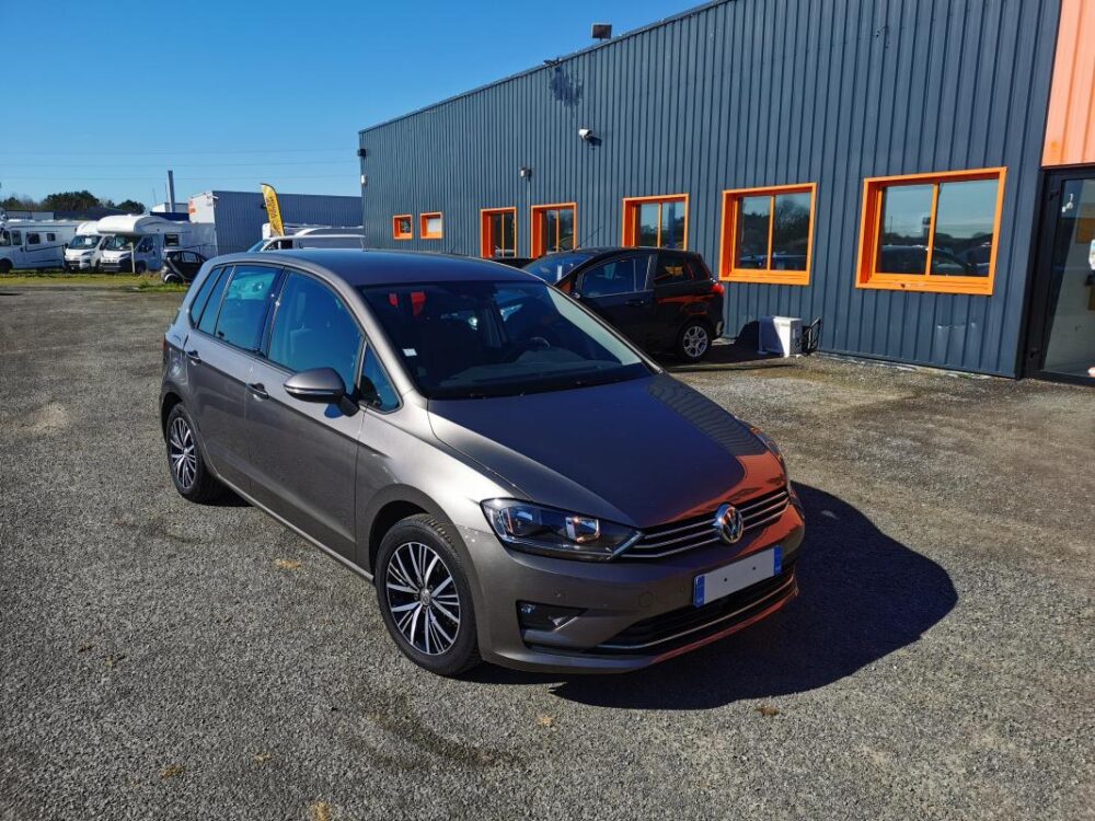 volkswagen-golf-sportsvan-1.6-tdi-110-ch-dsg7-allstar