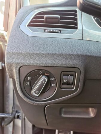 volkswagen-golf-sportsvan-1.6-tdi-110-ch-dsg7-allstar-